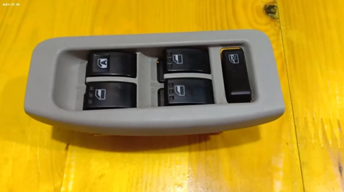 Power Window Switch TOYOTA Passo 2010 DBA-NGC30, переключатели стеклоподъёмников блок